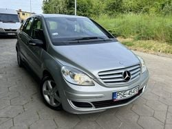 Srebrny Używany 2007 Mercedes B180 Minivan | 14 999 zł (Uczciwa cena)