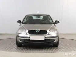 Beżowy Używany 2012 Skoda Octavia Hatchback | 25 999 zł (Uczciwa cena)