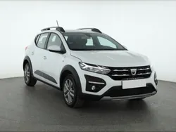 Biały Używany 2021 Dacia Sandero Hatchback | 57 999 zł (Uczciwa cena)