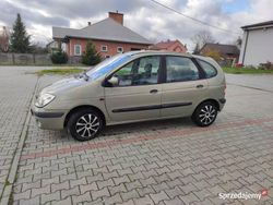 Zielony Używany 2002 Renault Scénic Minivan | 2900 zł (Uczciwa cena)