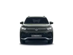 Nowe 2025 VW Tiguan SUV | 240 700 zł (Dość drogi)