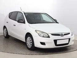 Biały Używany 2009 Hyundai i30 Hatchback | 11 999 zł (Uczciwa cena)