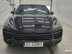 Biały Używany 2017 Porsche Cayenne SUV | 220 000 zł
