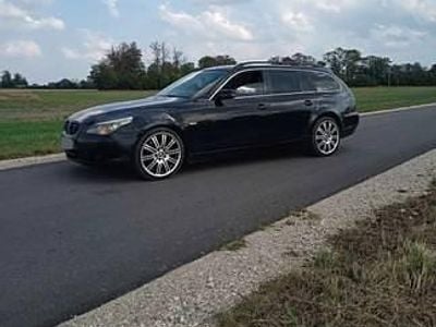 BMW 525