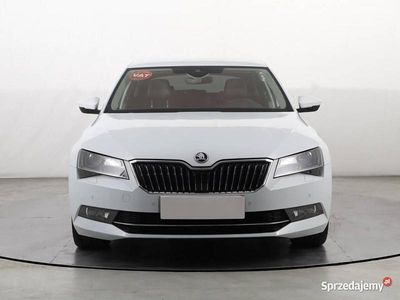 Używany Skoda Superb 2016 Biały Hatchback