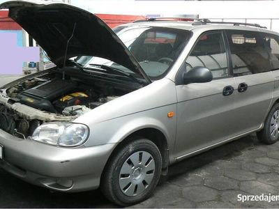 używany Kia Carnival 