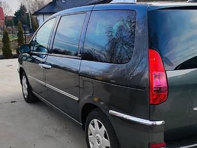 Zielony Używany 2006 Peugeot 807 Minivan | 7000 zł