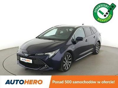 Niebieski Używany 2021 Toyota Corolla Kombi | 90 200 zł (Dość drogi)