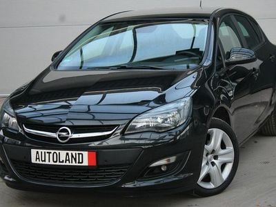 Używany Opel Astra Energy 120 KM (88 kW) 2014 Czarny Hatchback