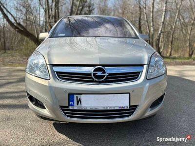 używany Opel Zafira B_1.8_16V_140_KM_150tys_7os_SALON POLSKA_Bezwyp