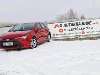Używany Toyota Corolla 98 KM (72 kW) 2022 Bordowy Hatchback