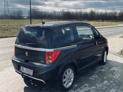 Używany 2006 Peugeot 1007 Minivan | 8200 zł