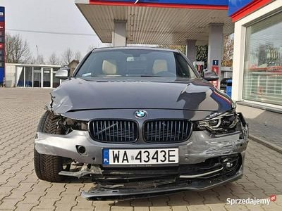 Używany BMW 330e 2017 Szary Sedan/Limuzyna