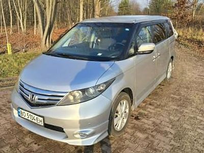 używany Honda Elysion inny Українські тарілки Зареєстровано в Україні