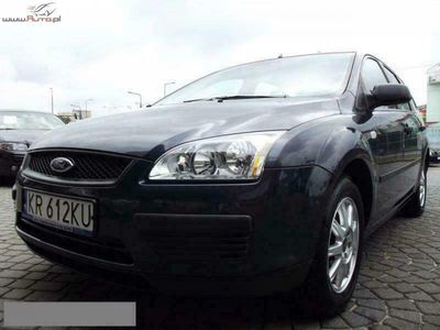 Używany Ford Focus 90 KM (66 kW) 2006 Szary (metalik) Kombi