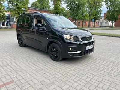 Używany Peugeot Rifter 130 KM (95 kW) 2020 Czarny Minivan