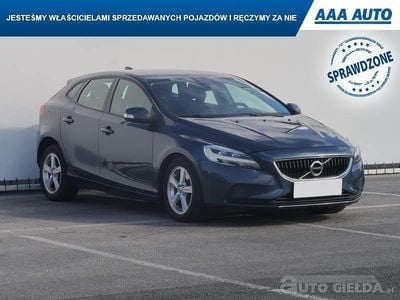 Używany Volvo V40 2017 Szary Kombi