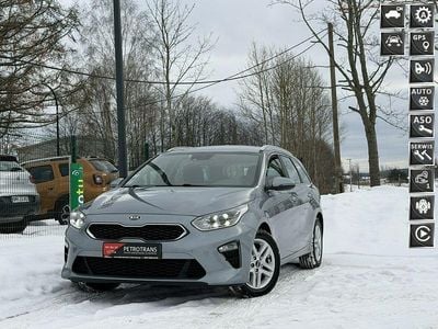 Używany Kia Ceed 160 KM (117 kW) 2021 Szary (metalik) Hatchback