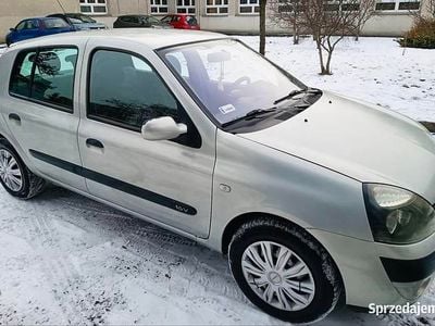 Używany 2004 Renault Clio II Hatchback | 3500 zł (Uczciwa cena)