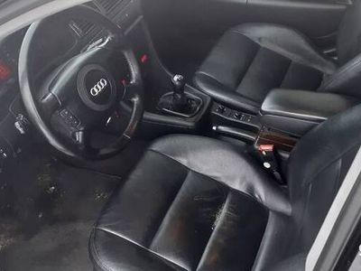Używany 2001 Audi A6 | 11 500 zł (Dość drogi)