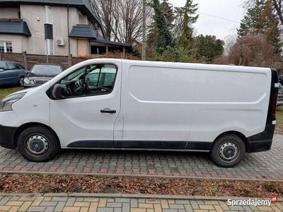 Biały Używany 2018 Renault Trafic Minivan | 43 000 zł