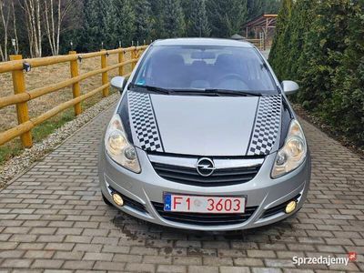 używany Opel Corsa 1.4 2009 rok