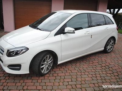 Używany Mercedes B200 2017 Biały Minivan