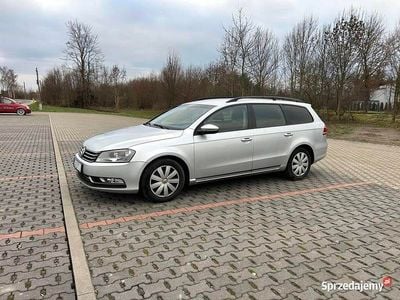 Srebrny Używany 2011 VW Passat Kombi | 23 900 zł (Uczciwa cena)