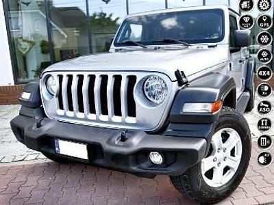 Srebrny Używany 2018 Jeep Wrangler SUV | 127 900 zł