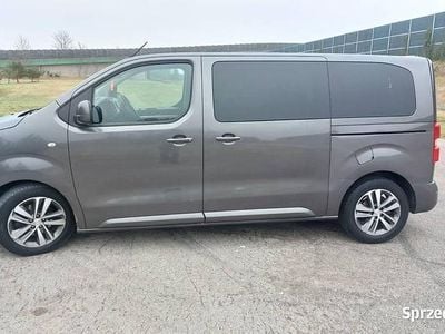 Używany Peugeot Traveller Business-Line 2017 Minivan