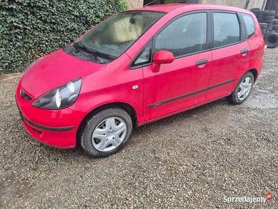 Używany Honda Jazz 2002 Czerwony Hatchback