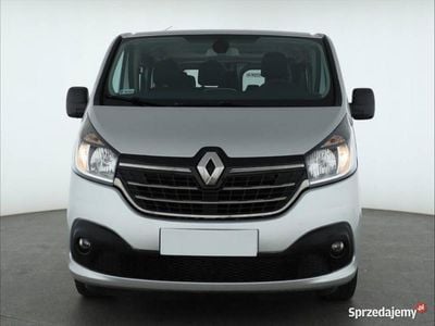 Używany Renault Trafic 125 KM (91 kW) 2016 Srebrny Minivan