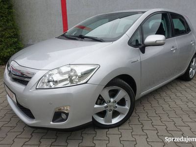 Toyota Auris Hybrid