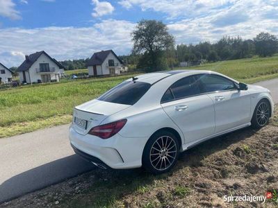 Mercedes CLA250