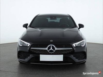 używany Mercedes CLA200 