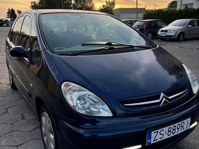 Granatowy Używany 2002 Citroën Xsara Minivan | 4300 zł (Dość drogi)