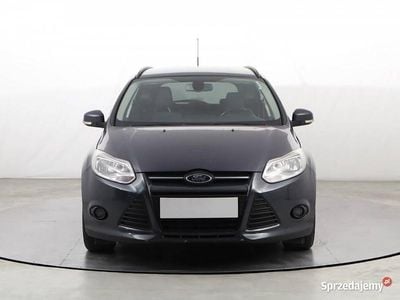 Używany Ford Focus 2014 Szary Kombi