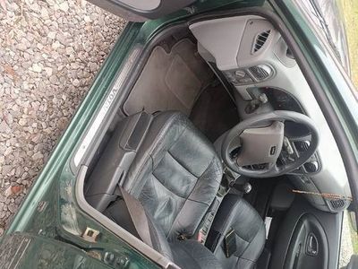 Używany Volvo V40 1997 Zielony Kombi