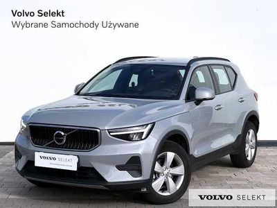 Szary Używany 2024 Volvo XC40 SUV | 119 900 zł (Dobra cena)