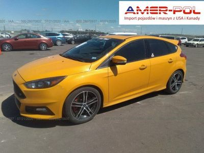 Używany Ford Focus 252 KM (185 kW) 2016 Żółty Hatchback