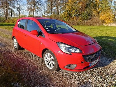 Czerwony Używany 2017 Opel Corsa Hatchback | 16 999 zł