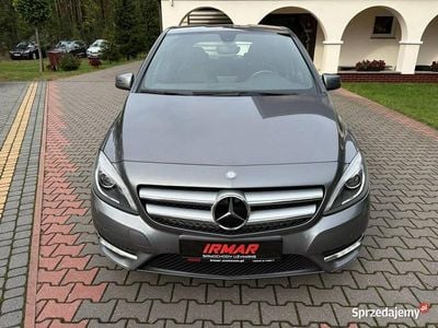 Mercedes B180
