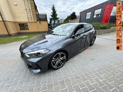 Szary Używany 2020 BMW 118 Hatchback | 46 900 zł