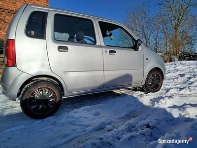 Używany Opel Agila 2004 Srebrny Minivan