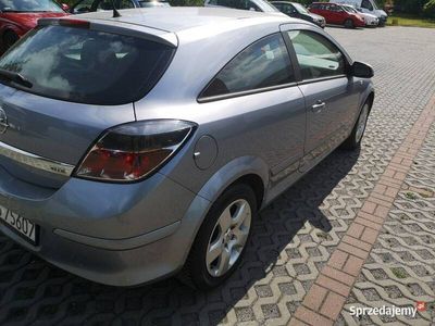 Opel Astra GTC