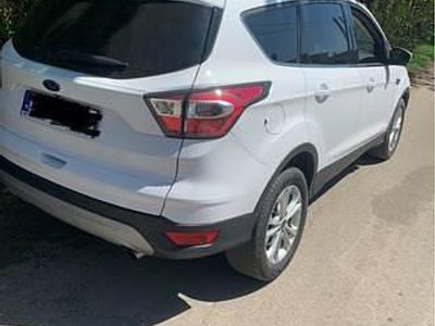 Biały Używany 2017 Ford Escape SUV | 65 000 zł (Dość drogi)