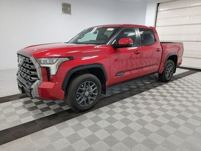 używany Toyota Tundra 3.4dm 437KM 2024r. 3 530km