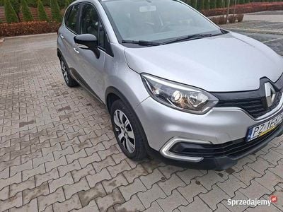 Używany Renault Captur 2018 Srebrny SUV