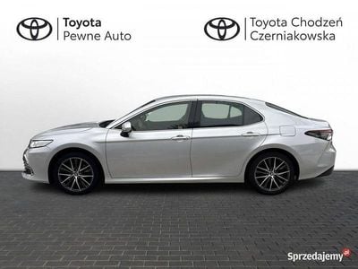 Używany Toyota Camry Executive 218 KM (160 kW) 2023 Srebrny Sedan/Limuzyna
