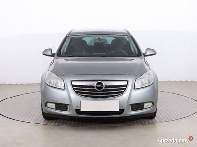 Szary Używany 2010 Opel Insignia Kombi | 19 999 zł (Dość drogi)